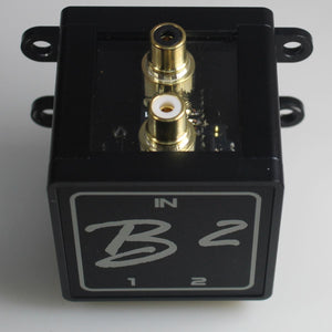 B2 Audio 1-to-2 Pair Cockbox RCA Splitter Distribution Block OPEN BOX