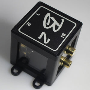 B2 Audio 1-to-2 Pair Cockbox RCA Splitter Distribution Block OPEN BOX