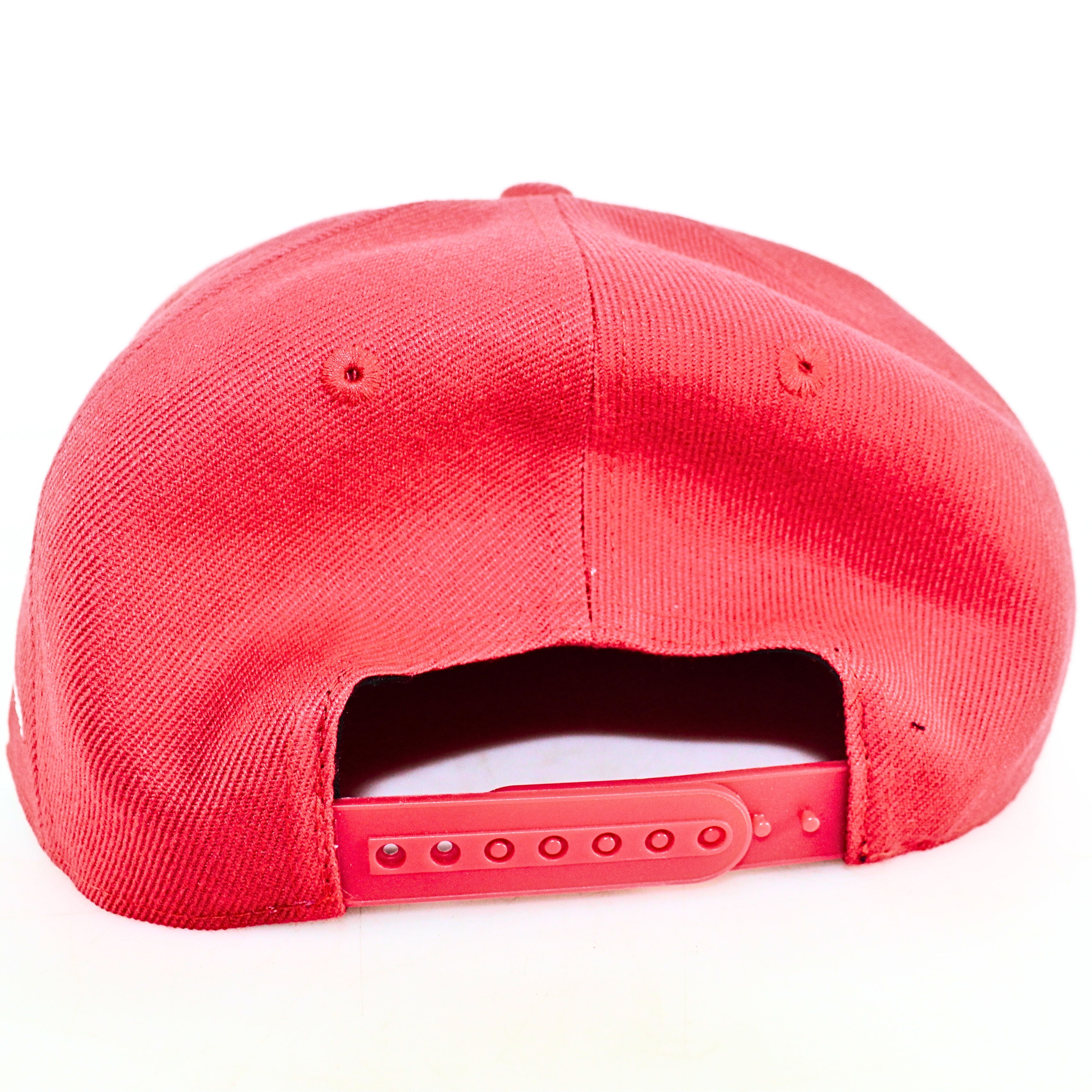 Cappellino Efekt Flexfit by FOX - € 19,95 Cappellino Efekt Flexfit by FOX - € 19,95