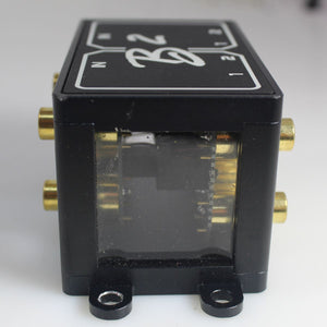 B2 Audio 2-to-4 Pair Cockbox RCA Splitter Distribution Block OPEN BOX